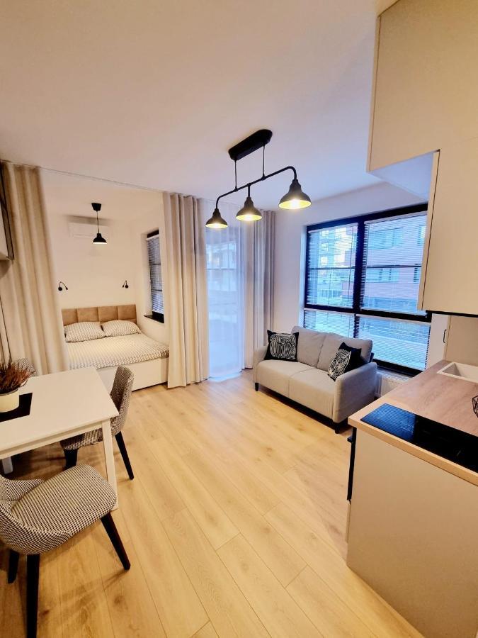 Doki Living Apartament 55 Гданск Екстериор снимка