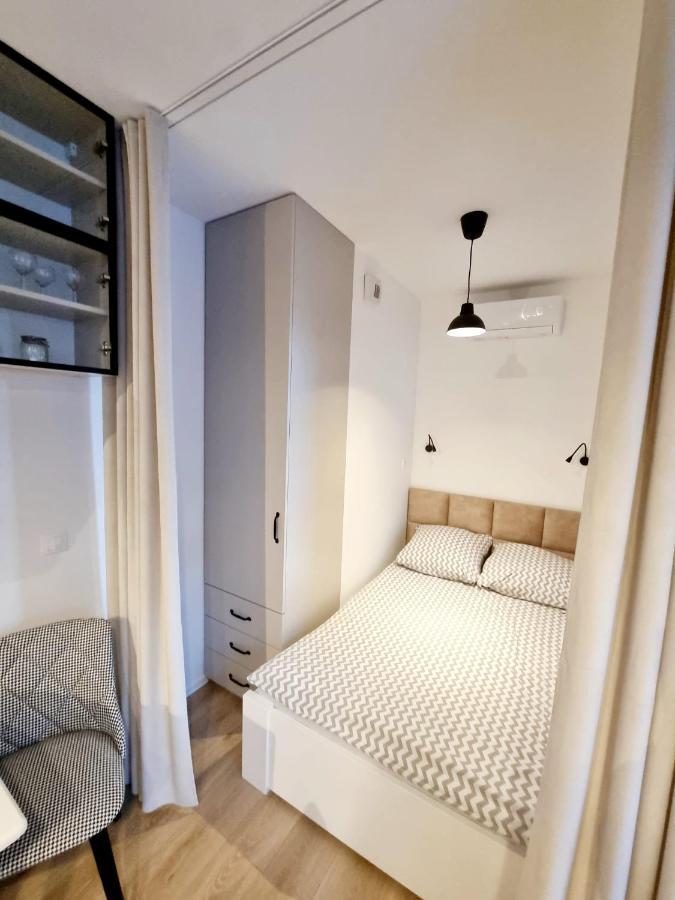 Doki Living Apartament 55 Гданск Екстериор снимка